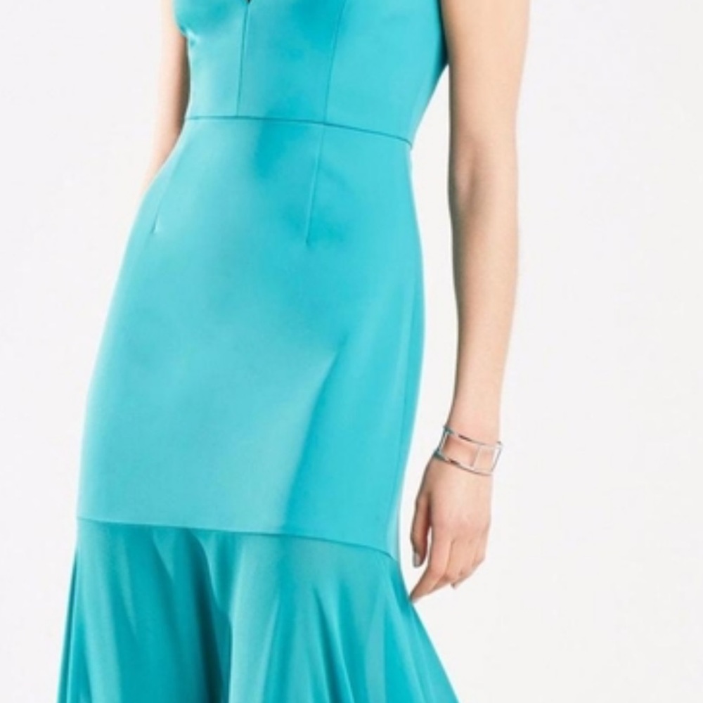 BCBGMaxAzria Blue Ruched Sweetheart Sheath Dress